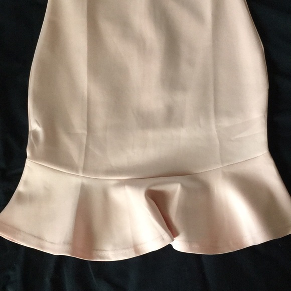 Scalloped Edge Dress - Picture 2 of 3